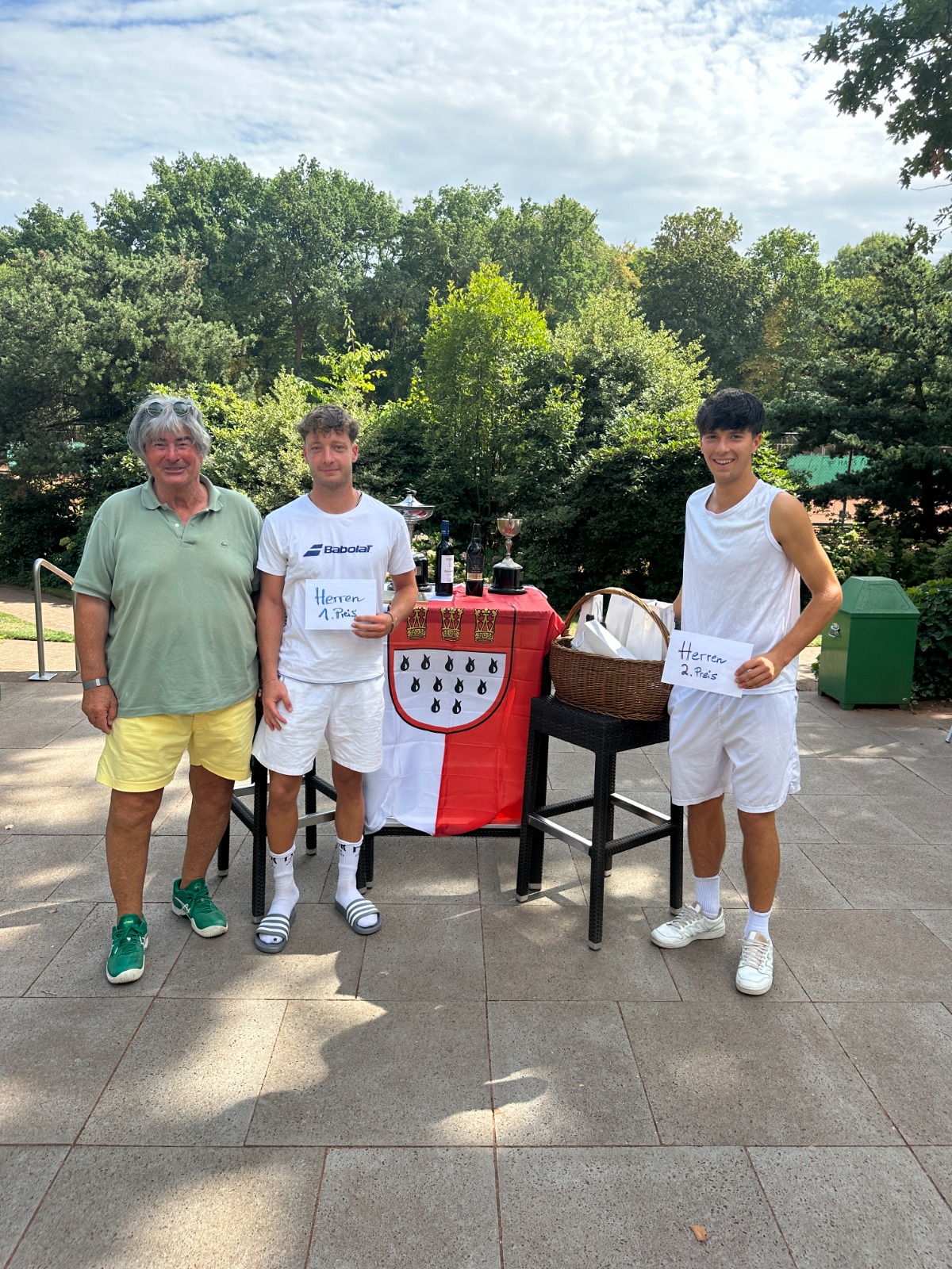 Teilnehmer bei der Tenniswoche 2026